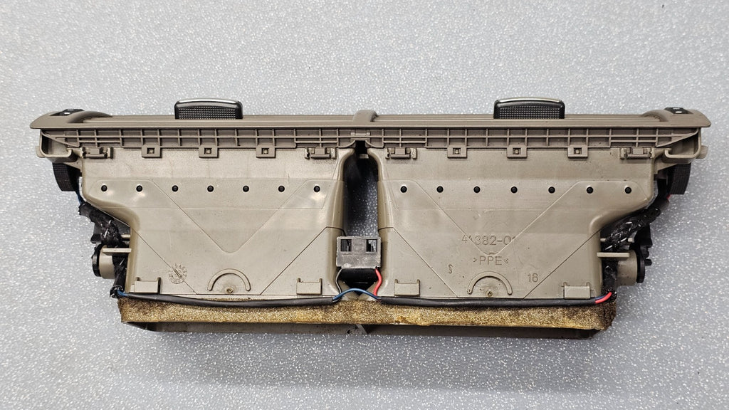 🔥02-08 Audi A4 S4 AVANT QUATRO CENTER DASH AIR VENT Heater Conditioning Tan