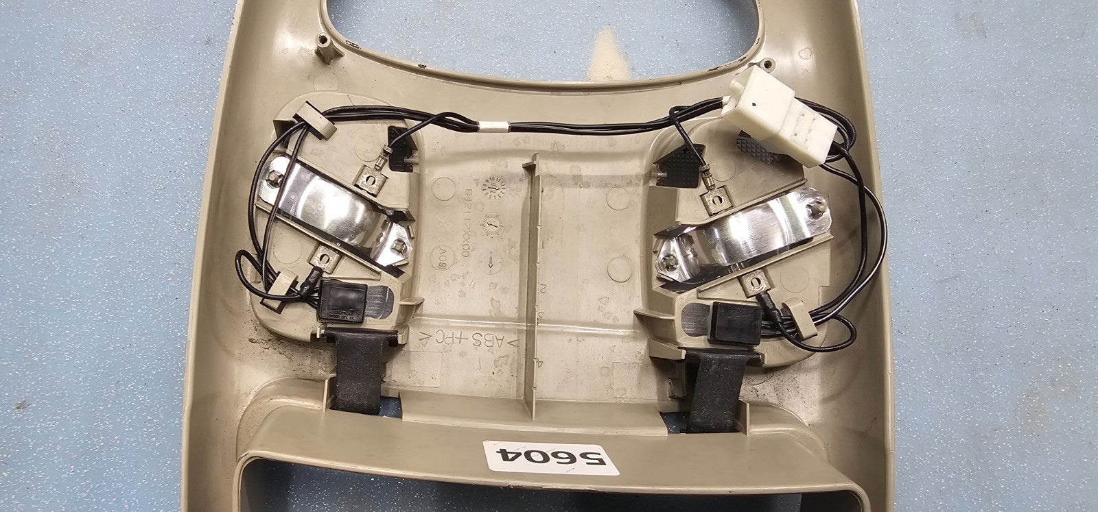 🔥02-05 Dodge RAM Overhead Console DOME Light Roof Storage Compartment TAN