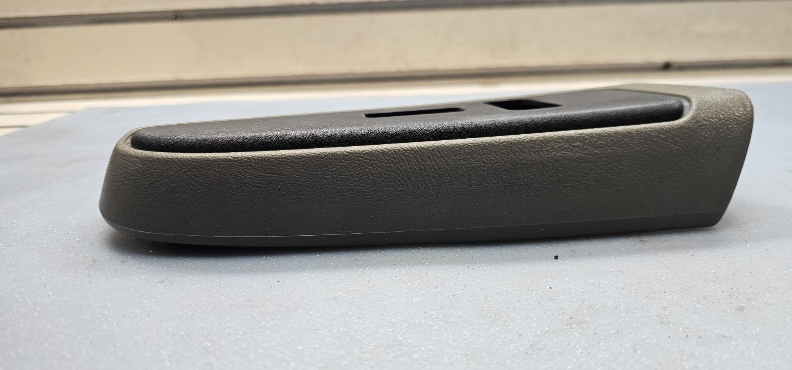 🔥03-06 Silverado SIERRA Door Window Switch FRONT RIGHT Passenger TAN/Black