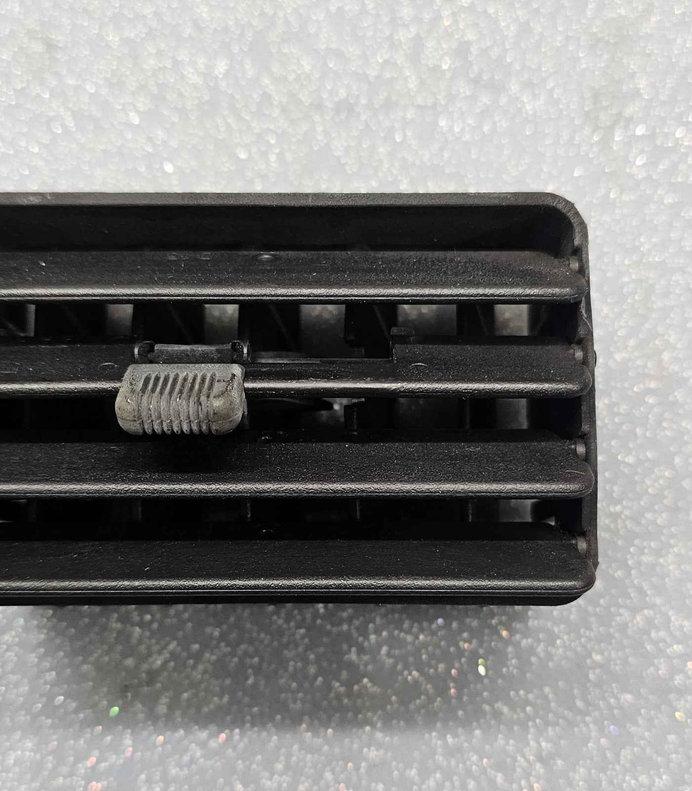 🔥92-96 Ford F150 F250 F350 Bronco Dash Vents Heat AC Air Vents Pair (2)