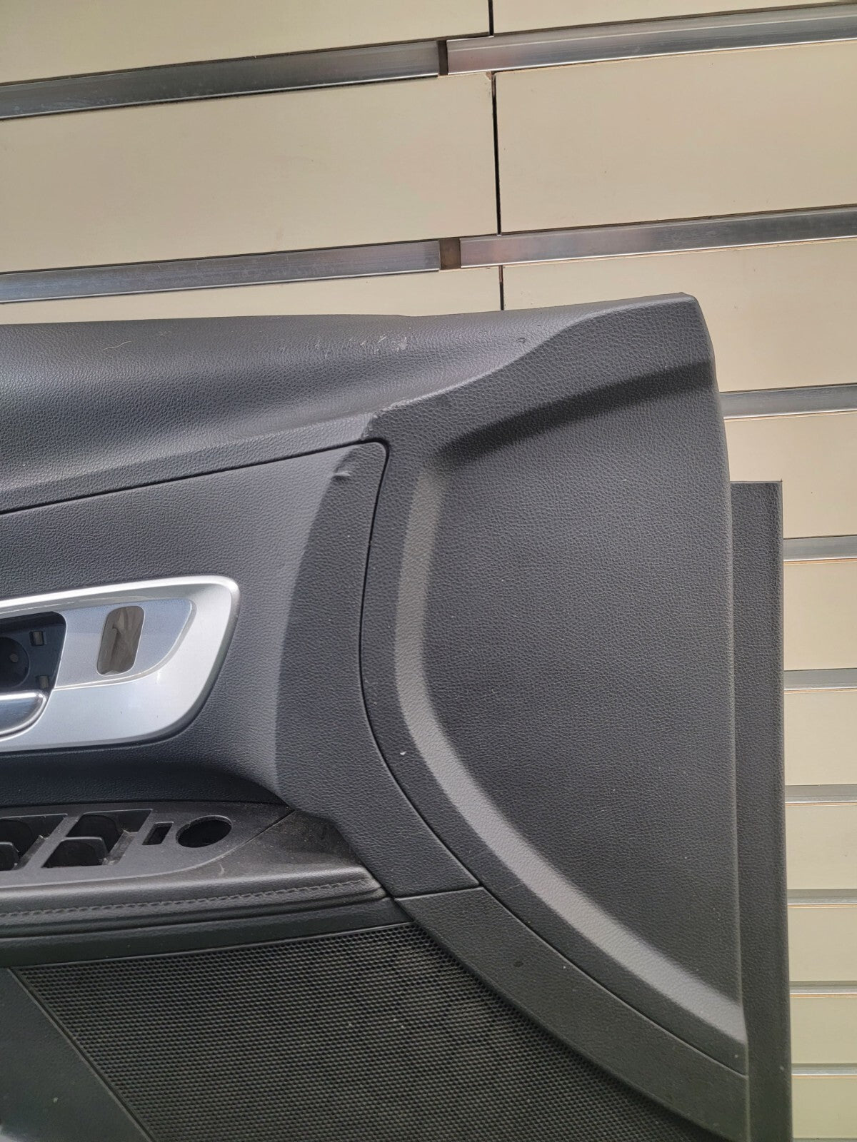 🔥2010-2017 CHEVROLET EQUINOX FRONT DOOR PANEL LEFT DRIVER Black