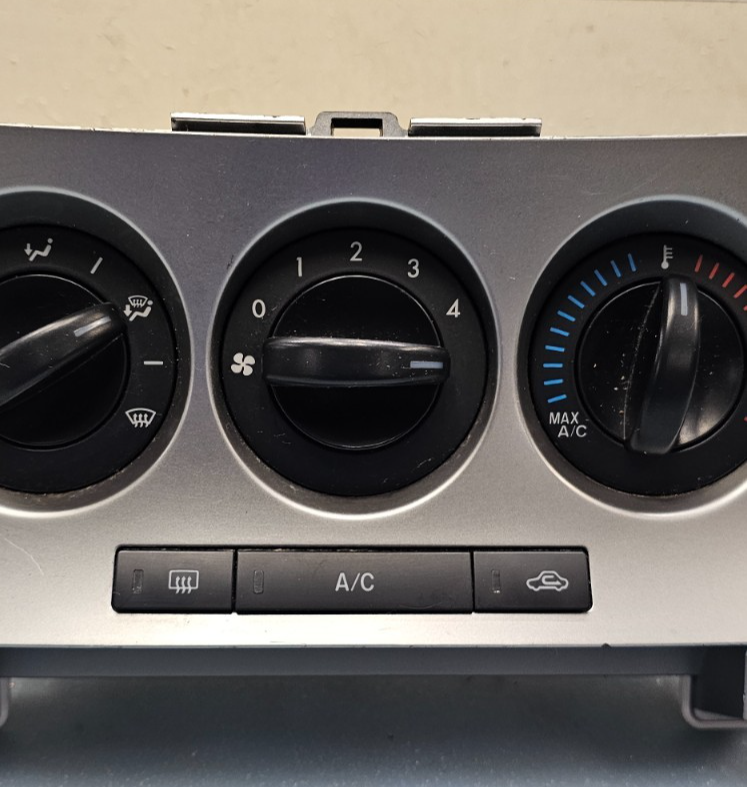 🔥10-11 Mazda 3 Dash Climate Control Panel Temperature A/C AC HVAC Heater Silver