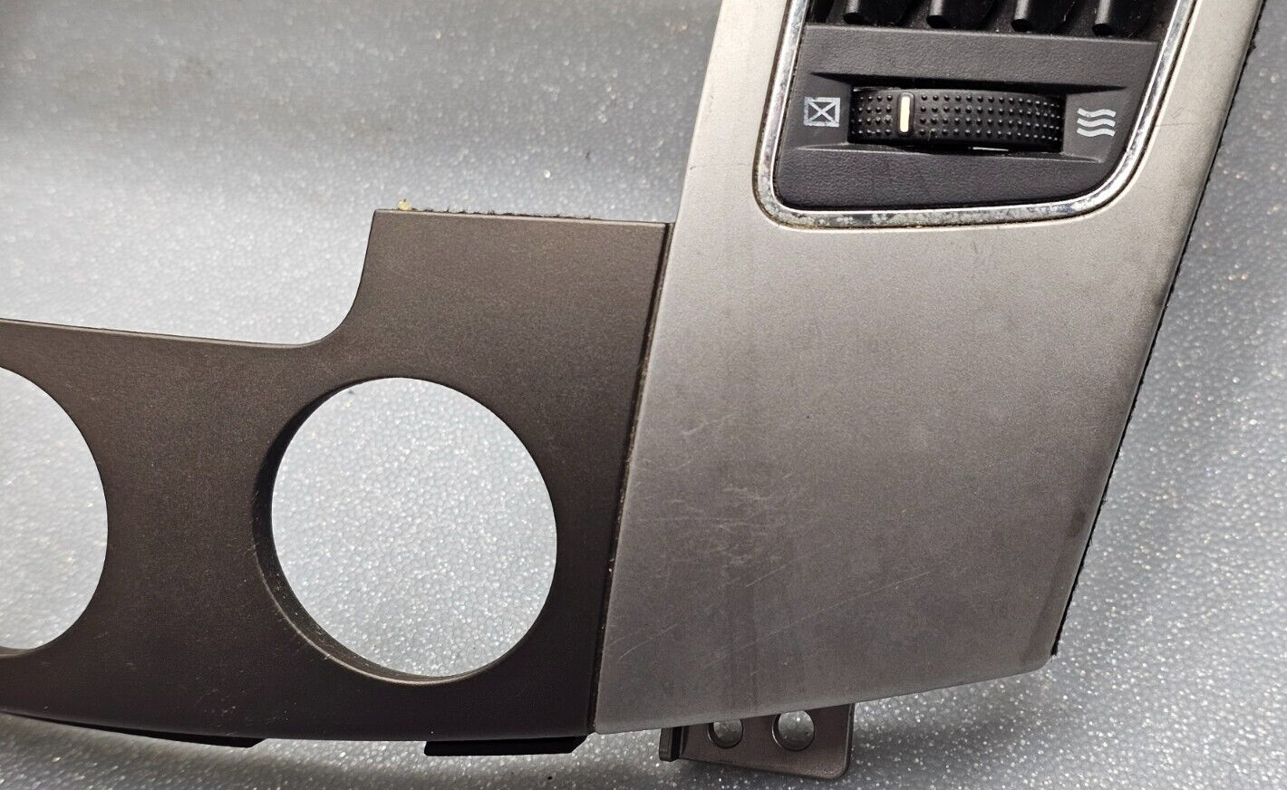 🔥09-10 SONATA DASH AM FM RADIO STEREO TRIM PANEL CLIMATE BEZEL BLACK/SILVER OEM