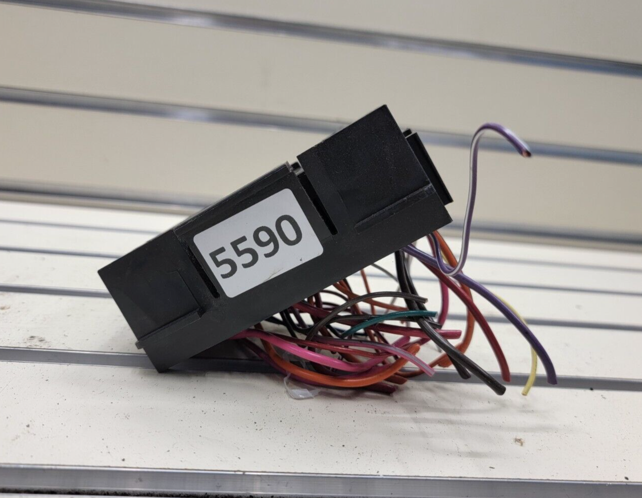 88-94 GMC CHEVY TRUCK C/K Under Dash Fuse Box Body Relay Control Module Unit OEM