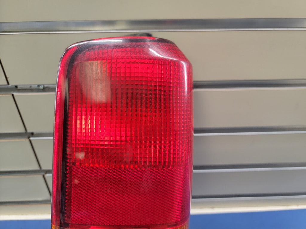 🔥 1997 - 2001 JEEP CHEROKEE Rear Tail Light Lamp Assembly Right Passenger Side