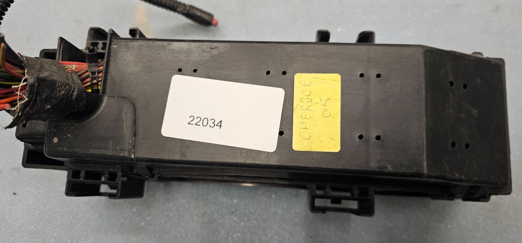 🔥2006 Commander Grand Cherokee 3.7L Engine HOOD FUSE Relay BOX Release Cover