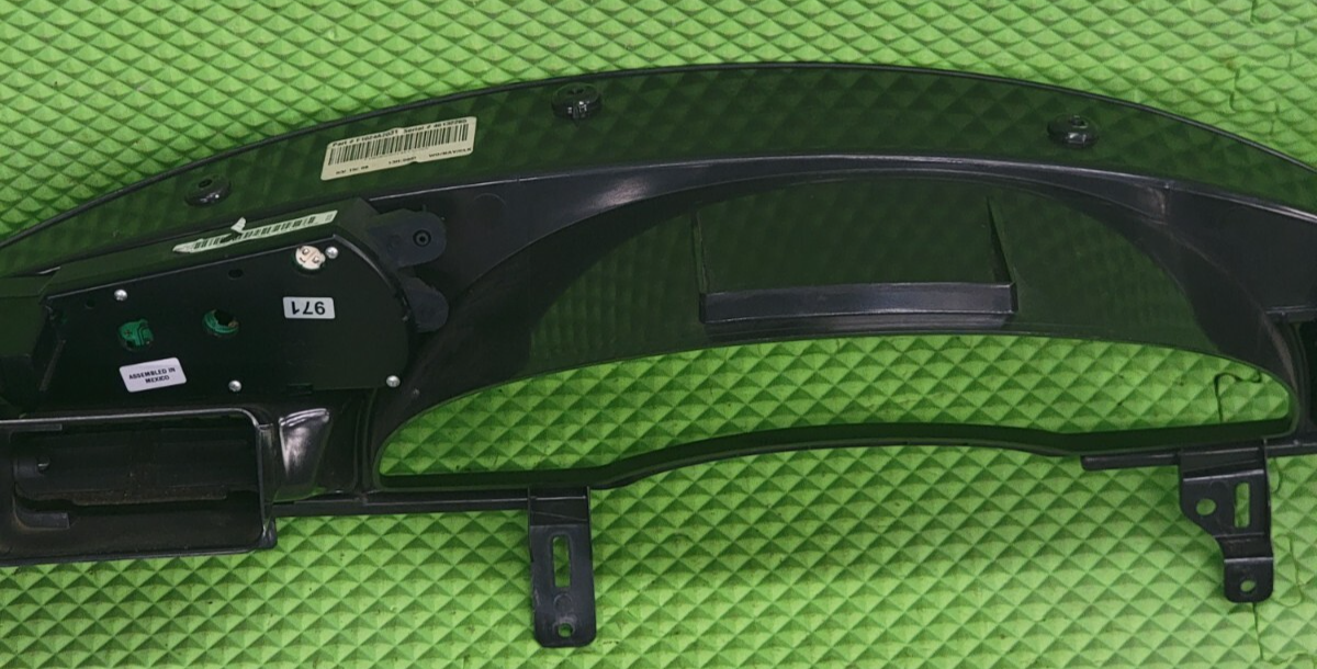 🔥04-07 Chrysler Pacifica Dash Instrument Panel Cluster Speedometer Bezel black