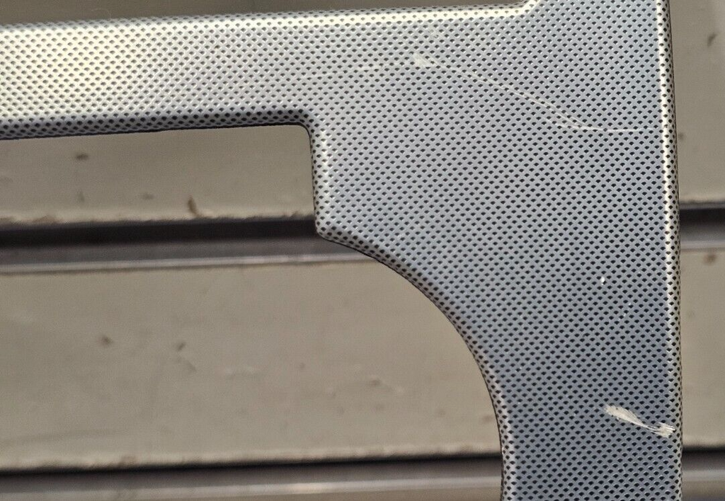 🔥05-07 GRAND CHEROKEE DASH PANEL FM RADIO STEREO DISPLAY TRIM BEZEL Silver B70