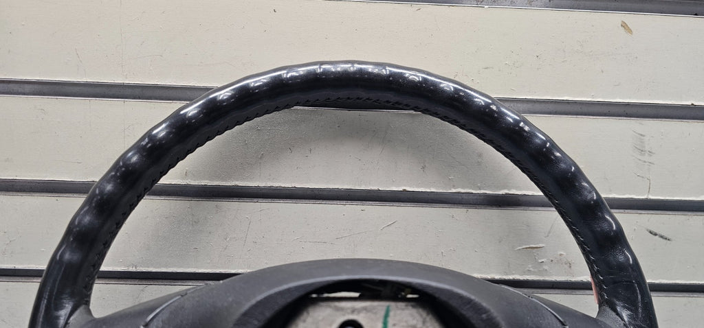🔥03-06 SILVERADO SIERRA YUKON TAHOE SUBURBAN STEERING WHEEL LEATHER BLACK