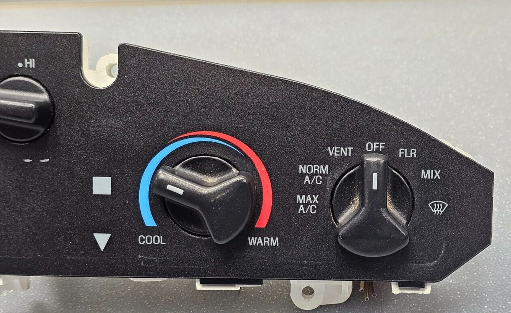97-03 Ford Econoline E150 Dash AC Heater Temperature Climate Control Conditioner