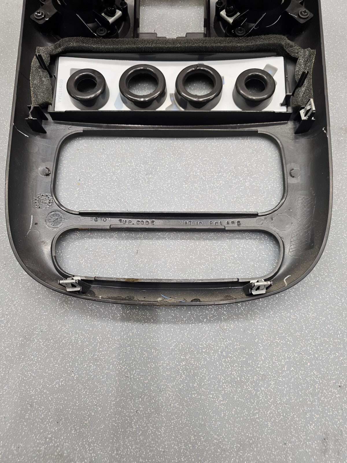 🔥01-05 Chrysler PT CRUISER Dash Radio Bezel Climate Trim Panel BLACK B17