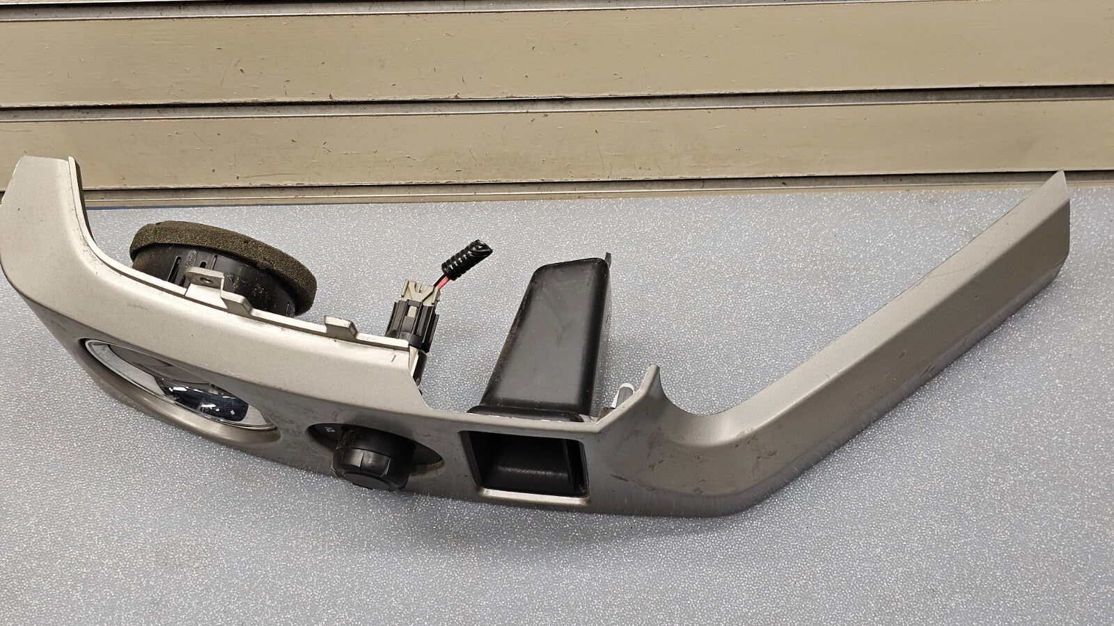 🔥09-14 Ford F150 Dash Right Passenger Air Vent Heater AC A/C Panel silver OEM