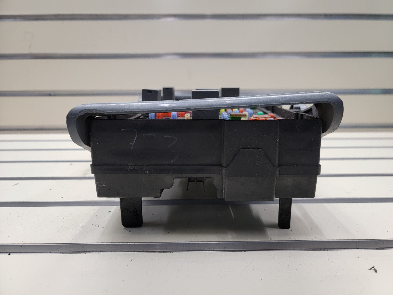 🔥 2007-2009 Tahoe Suburban Yukon Fuse Box Module A215 gray grey