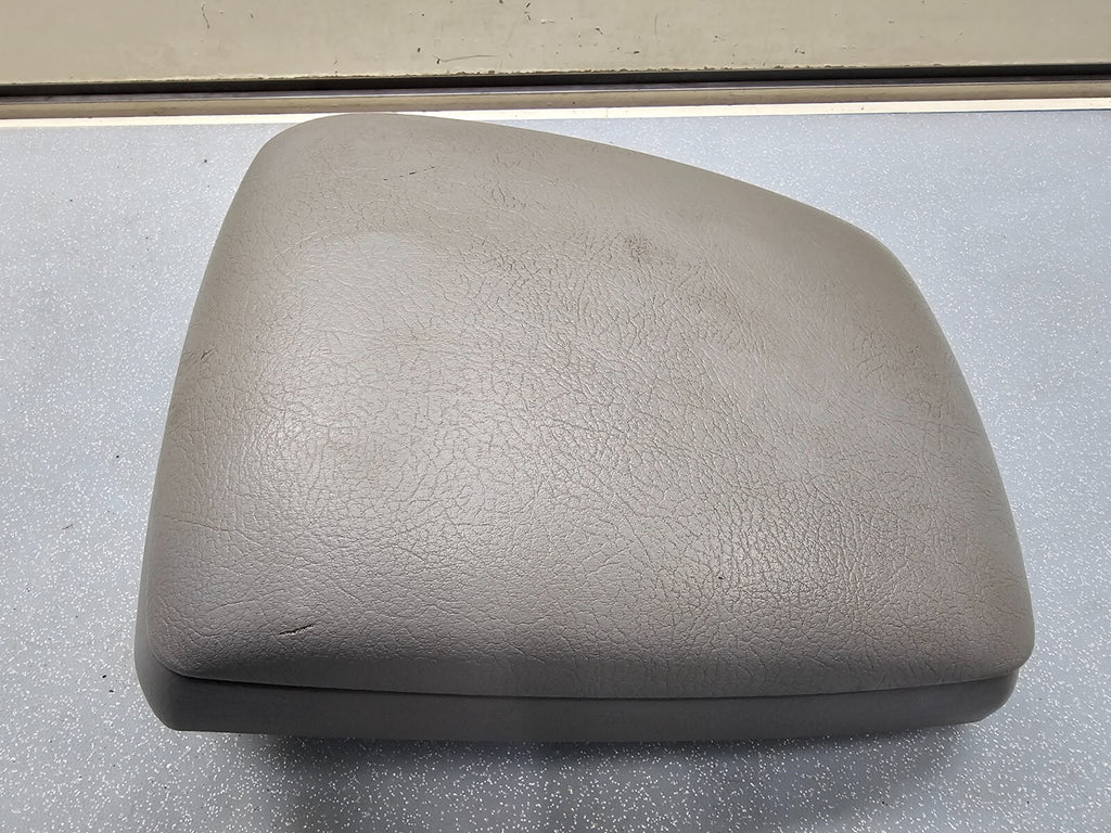 🔥04-09 Sorento Center Console Leather Armrest Lid Top Pad Storage Assembly Gray