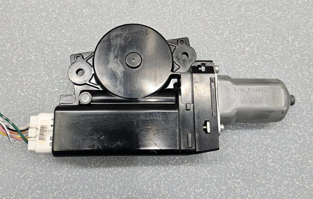 05-10 SCION TC Front Upper Sun Roof Power Motor Sliding Gear Motorized Assembly
