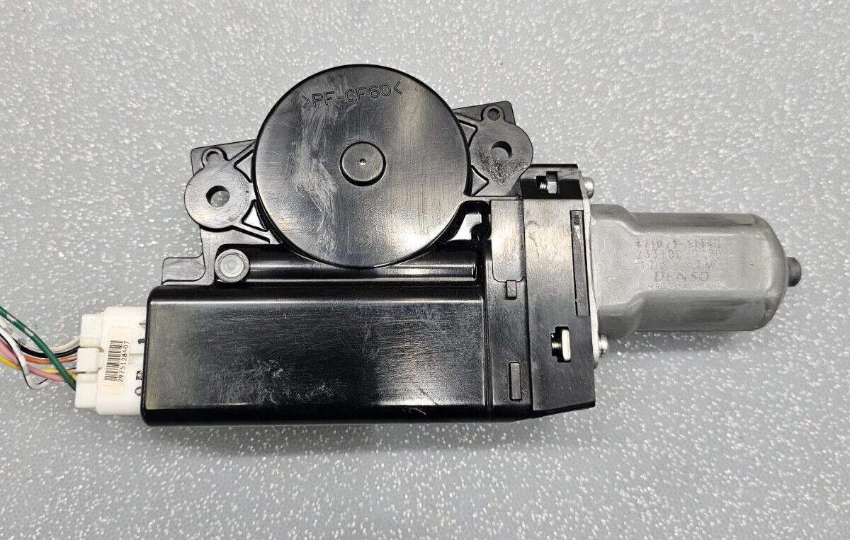05-10 SCION TC Front Upper Sun Roof Power Motor Sliding Gear Motorized Assembly