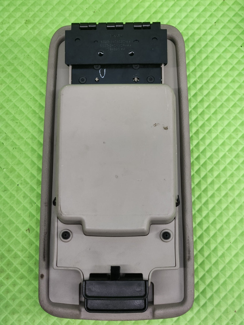 2010-2012 FORD FUSION Front Console Armrest Cover Lid Morad Parts GRAY
