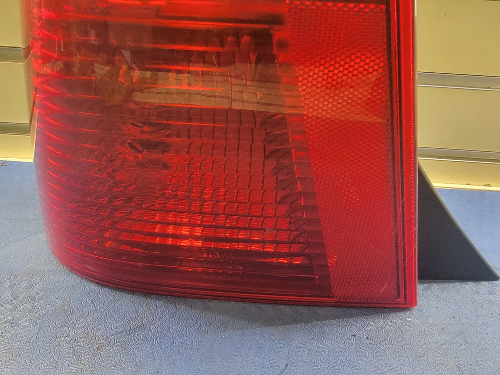🔥2005-2007 Ford Focus Tail Light Lamp Left Driver Side Assembly Chrome