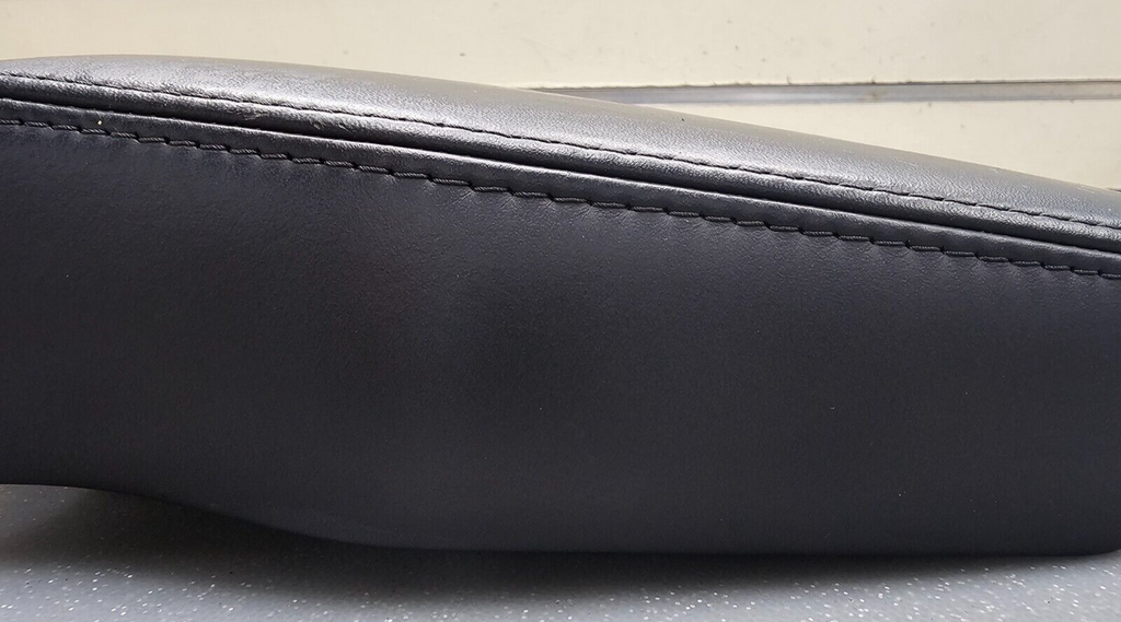 🔥05-10 JEEP COMMANDER GRAND CHEROKEE CENTER CONSOLE ARM REST LID TOP PAD BLACK