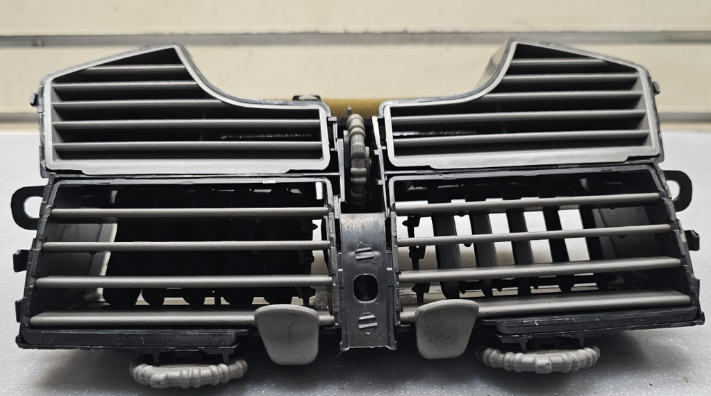 🔥08-12 Chevrolet Malibu Center Dash Double Air Vent Heater Conditioning GRAY