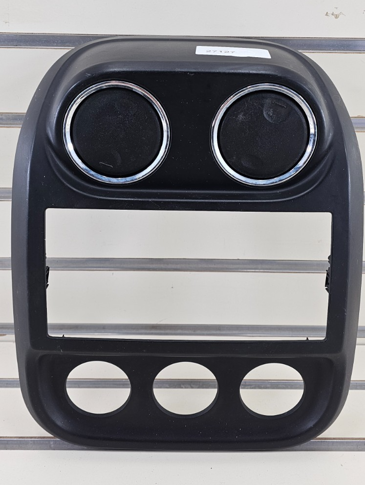 10-16 Compass Patriot Center Dash Radio Climate Trim Surround Bezel Panel BLACK