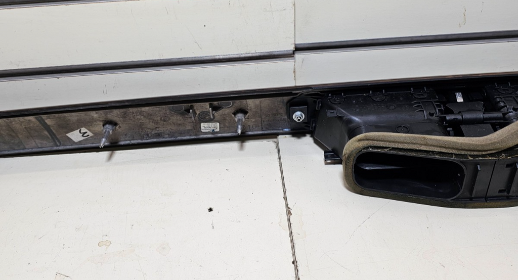 97-05 Buick Park Avenue Center Dash Heater Climate Control Bezel Trim Panel Wood