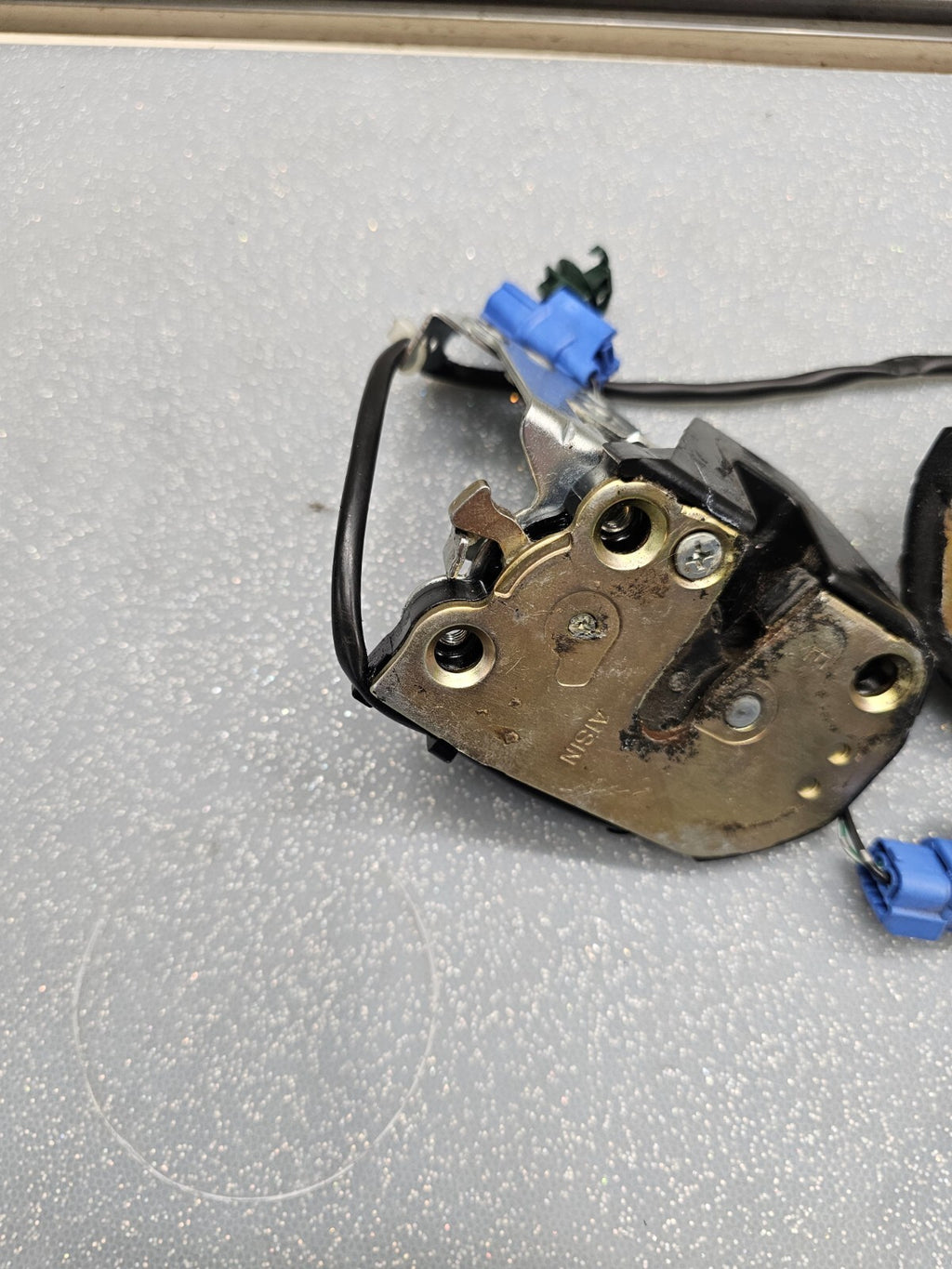 03-11 Honda Element Lower Tailgate Liftgate Lock Left Right Trunk Latch Actuator