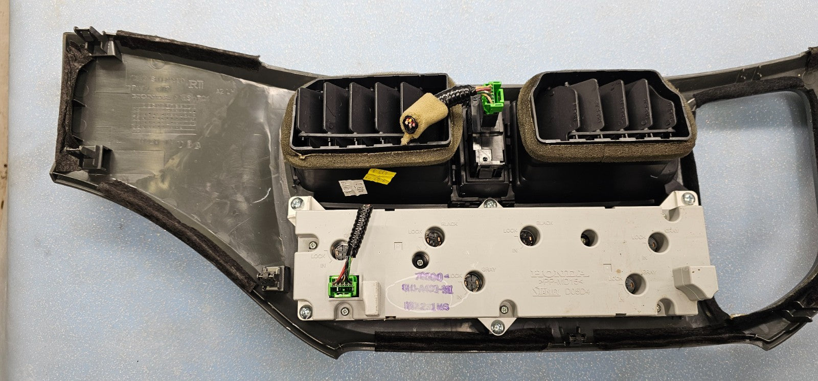 🔥05-10 Honda Odyssey Center Dash Radio Climate Control Bezel Trim Panel silver