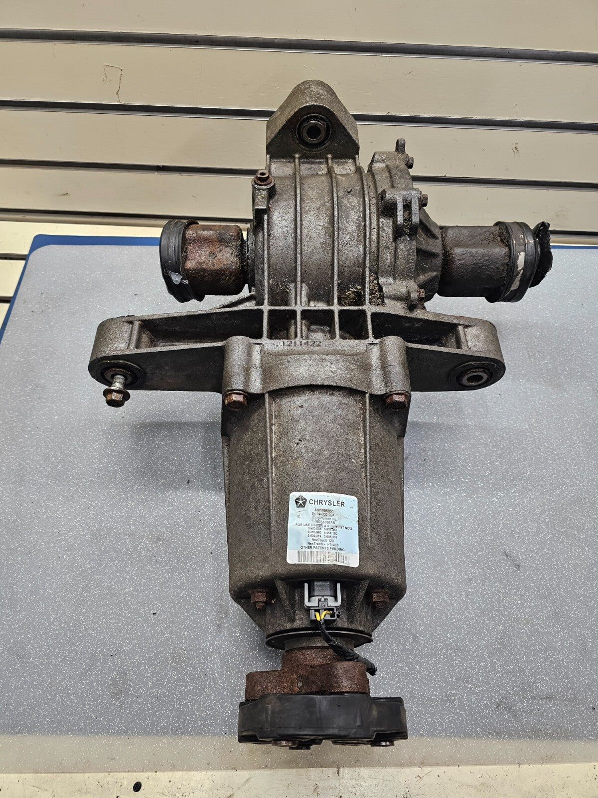 🔥09-19 JOURNEY/08 AVENGER/ 08 SEBRING AWD Rear Axle Differential Carrier OEM