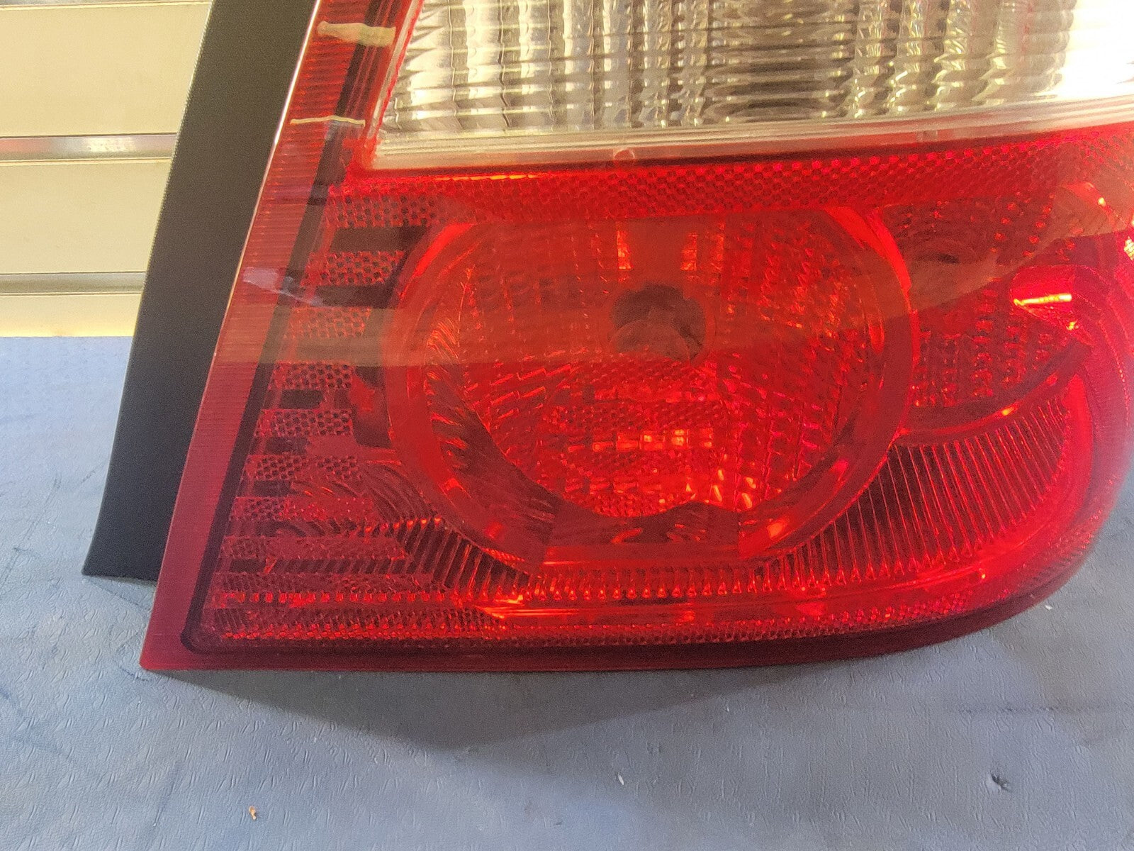 🔥05-07 Ford Five Hundred Tail Light Lamp Rear Right Passenger Assembly Chrome