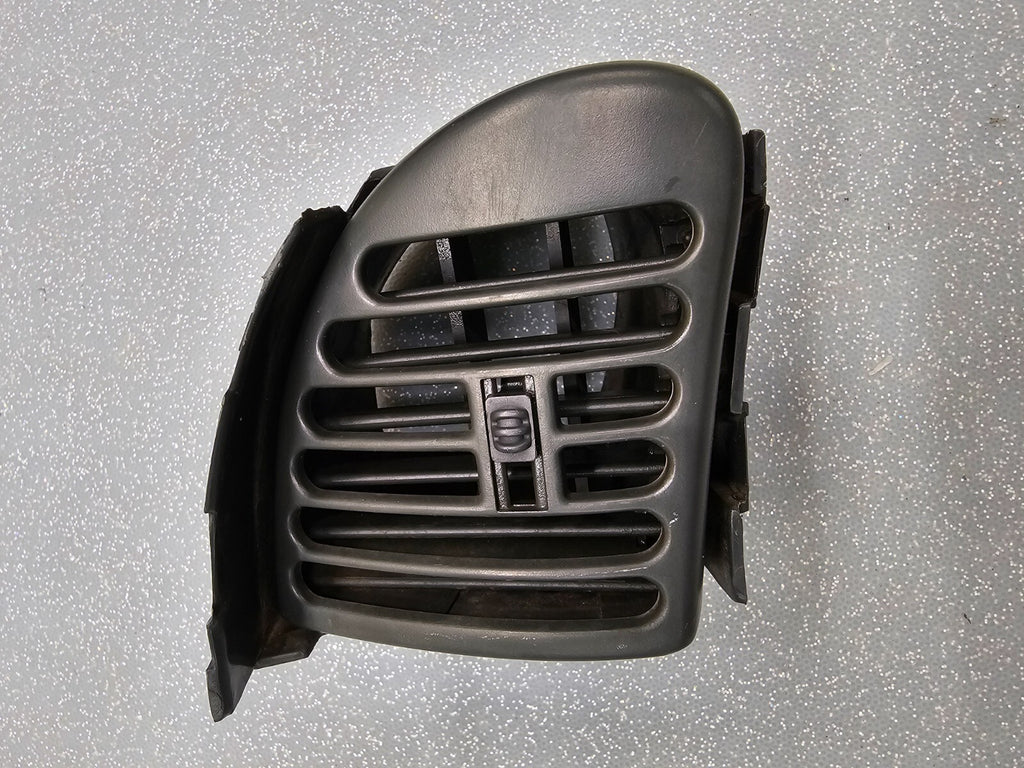 96-05 Chevry Astro GMC Safari Outer Left Driver A/C Heater Air Vent Grille Black