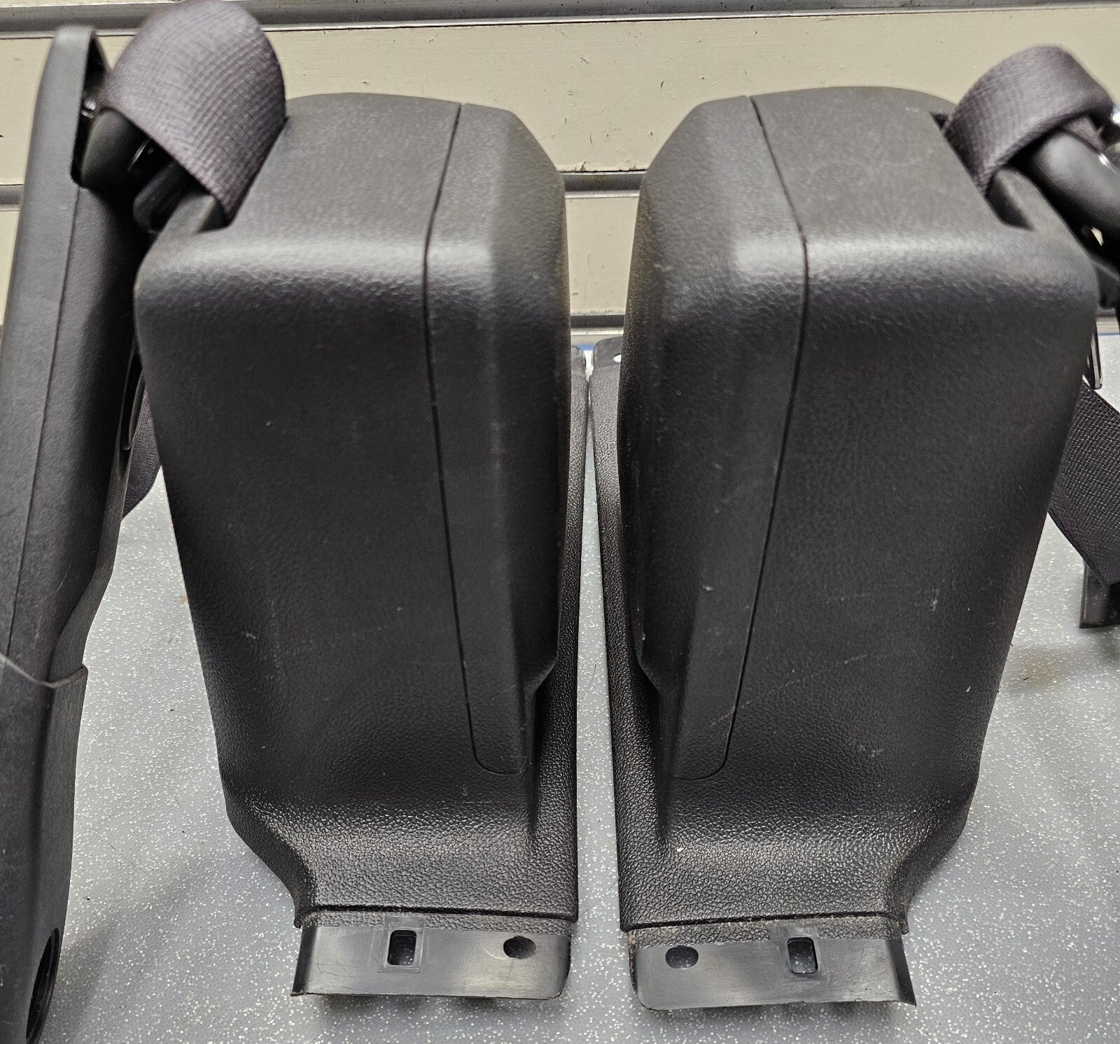 07-13 Chevy Silverado GMC Sierra Yukon Extended Cab Front Seat Belts LEFT/RIGHT