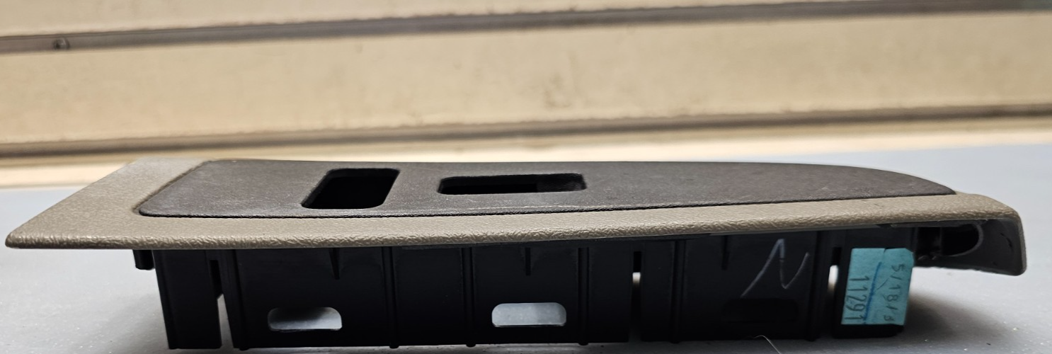 🔥03-06 Silverado SIERRA Door Window Switch FRONT RIGHT Passenger Black/Tan