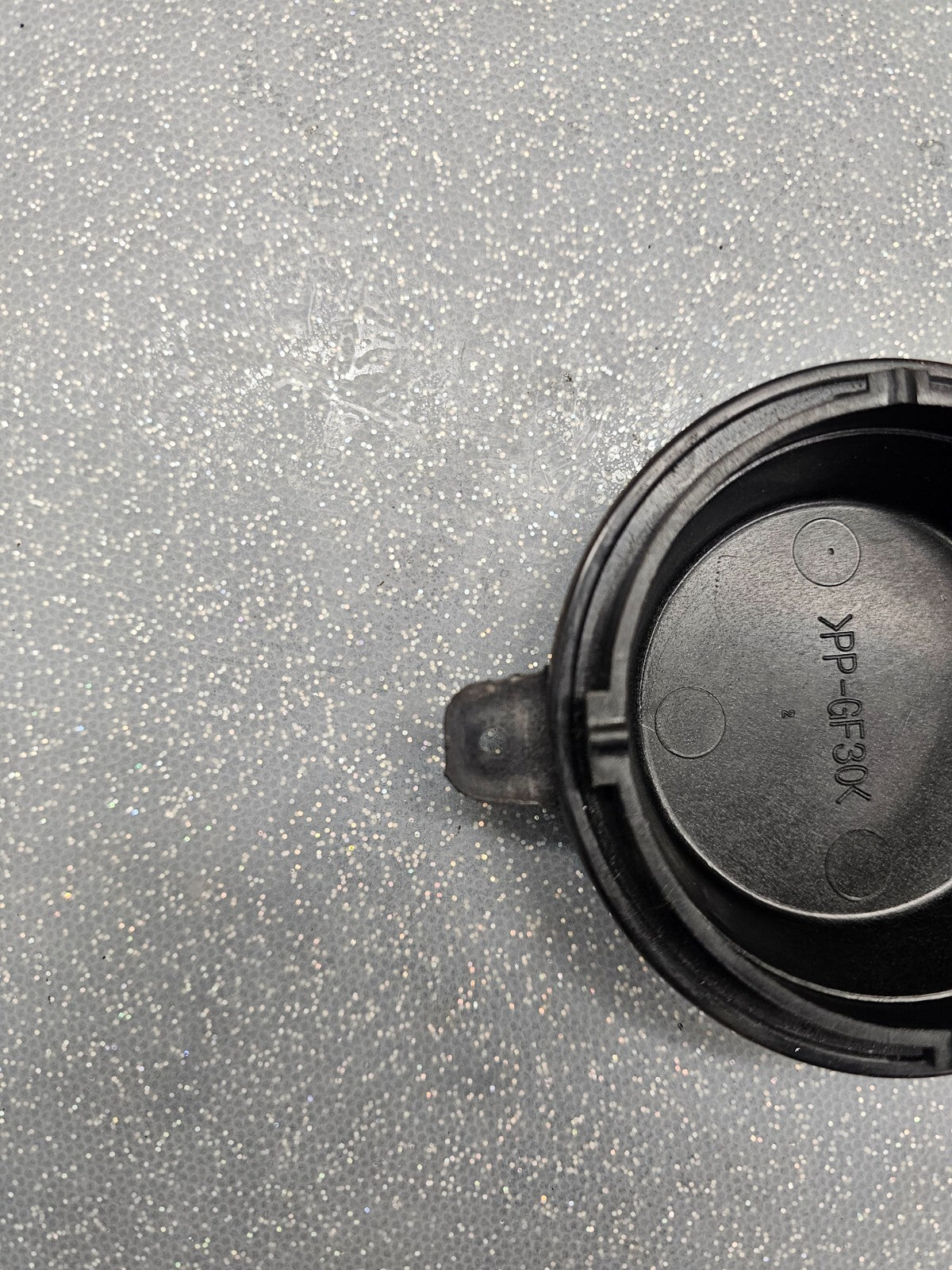 11-14 CHRYSLER 200 HEADLIGHT HOUSING REAR BULB DUST COVER ACCESS CAP ASSEMBLY
