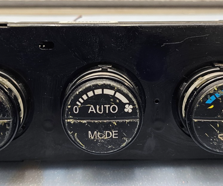 🔥06-08 TITAN HEATER DASH CLIMATE TEMPERATURE CONTROL PANEL ASSEMBLY BLACK