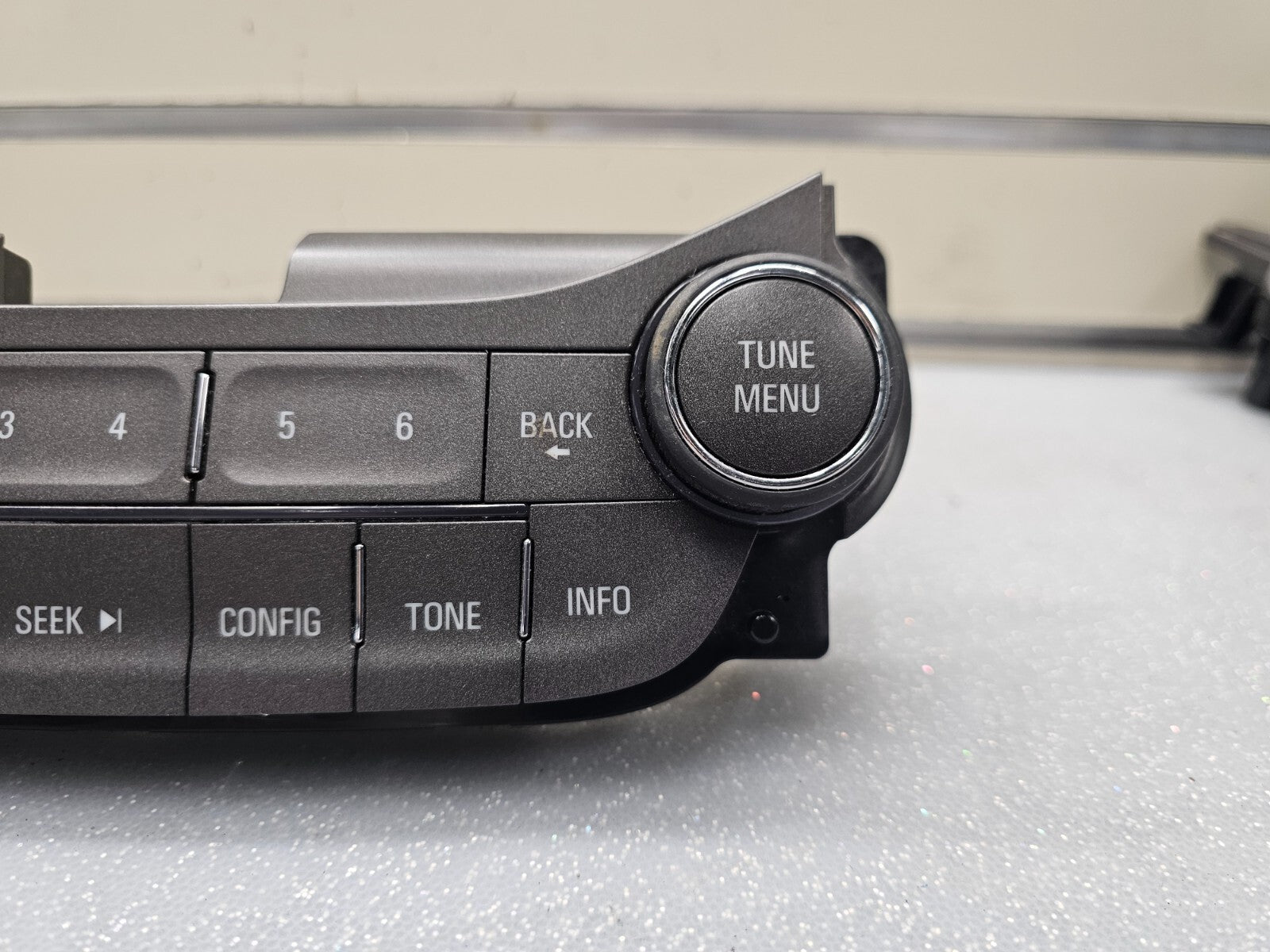 🔥13-15 Chevrolet Malibu Dash Front Center AM FM Radio Control Panel OEM