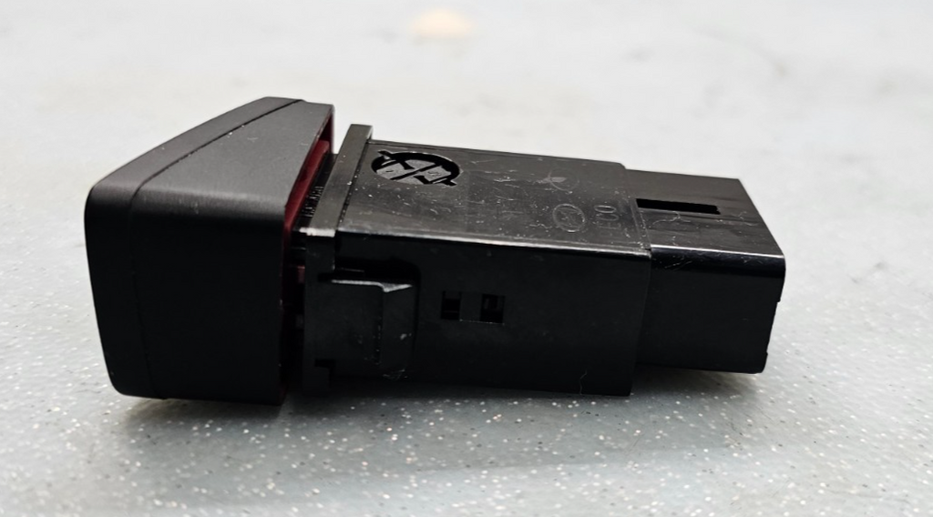 🔥04-09 Hyundai Tucson Hazard Emergency Light Lamp Control Switch Assembly Black