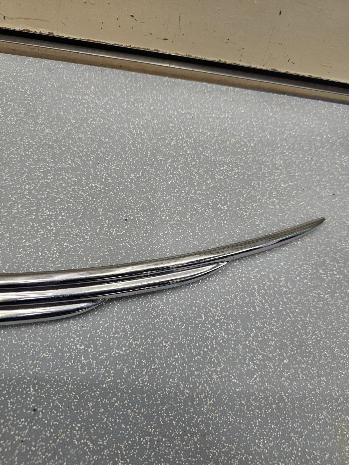 🔥01-05 Chrysler PT Cruiser Front Hood Wing Badge Emblem Symbol SCRIPT NAMEPLATE