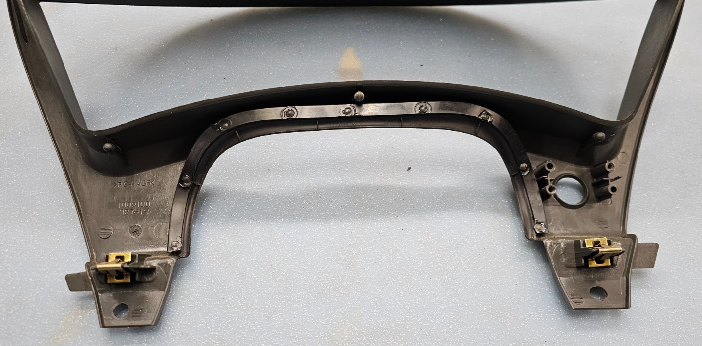 🔥04-08 Pontiac GRAND PRIX Cluster DASH BEZEL Gauge Speedo Panel BLACK C18