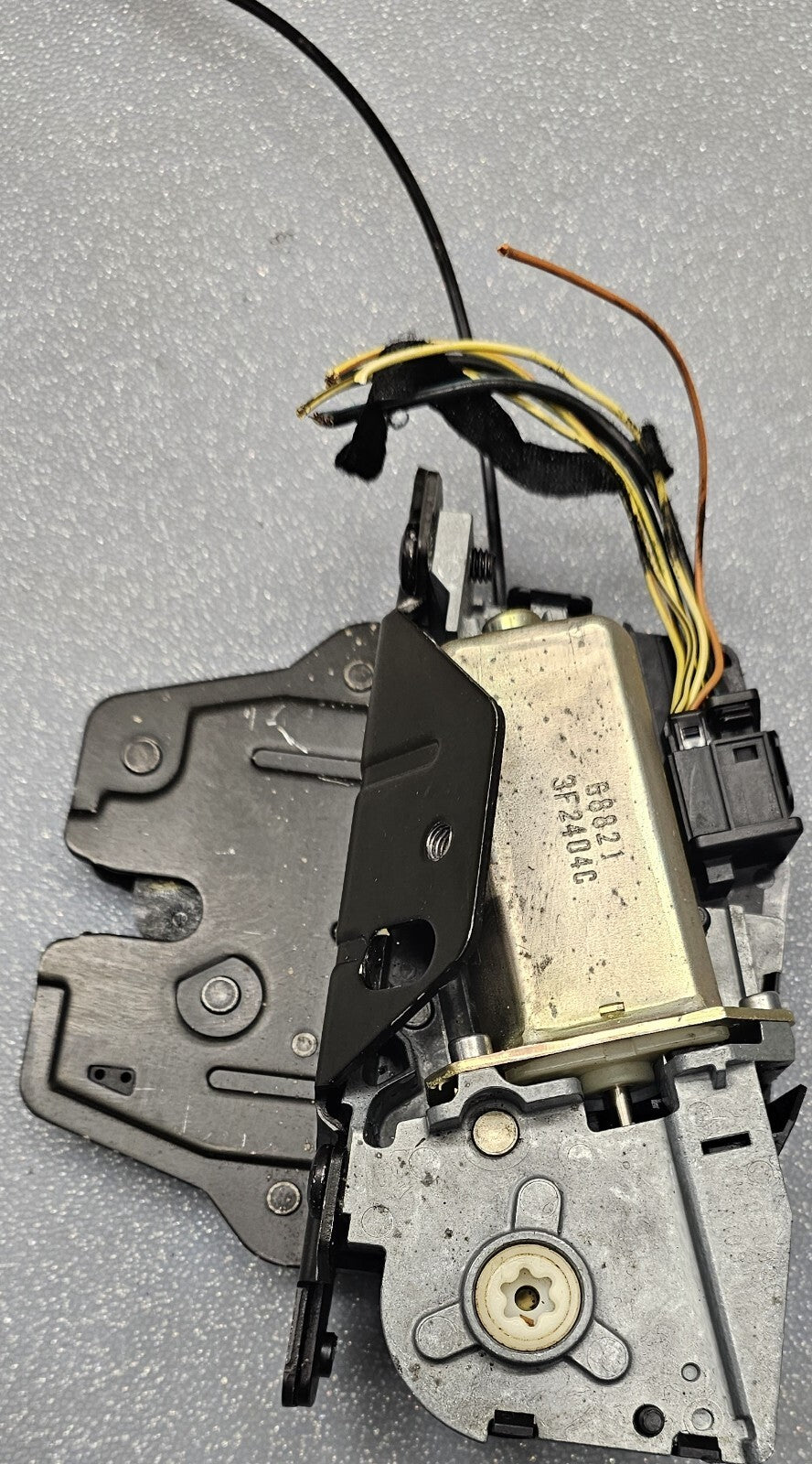 🔥00-06 BMW E53 X5 REAR UPPER LIFTGATE HATCH GLASS LID LOCK LATCH ACTUATOR OEM