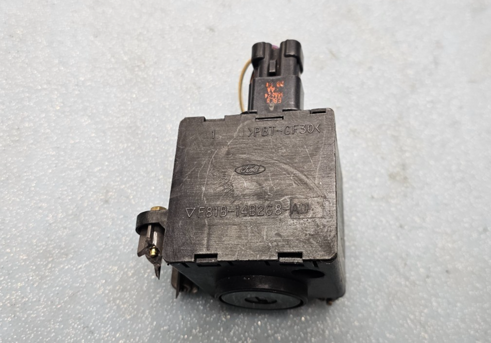 🔥99-07 Ford F250 F350 Dash Security Deactivation Switch Key On/Off Assembly