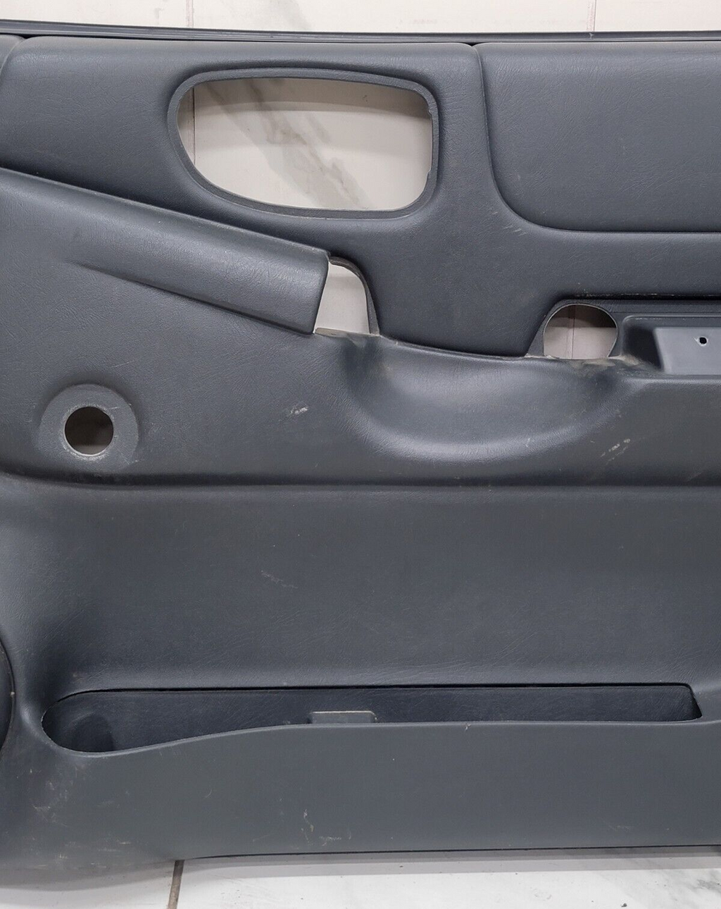 98-04 Chevy Blazer Jimmy S-10 GMC Sonoma Front Door Panels MANUAL OEM RIGHT GRAY