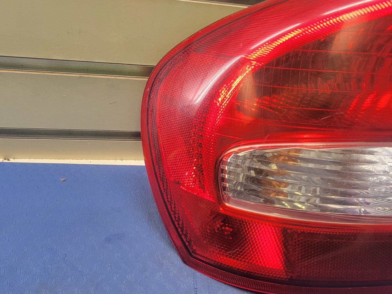 🔥2003-2005 CHRYSLER SEBRING Driver Left Side Tail Light Lamp Assembly Chrome