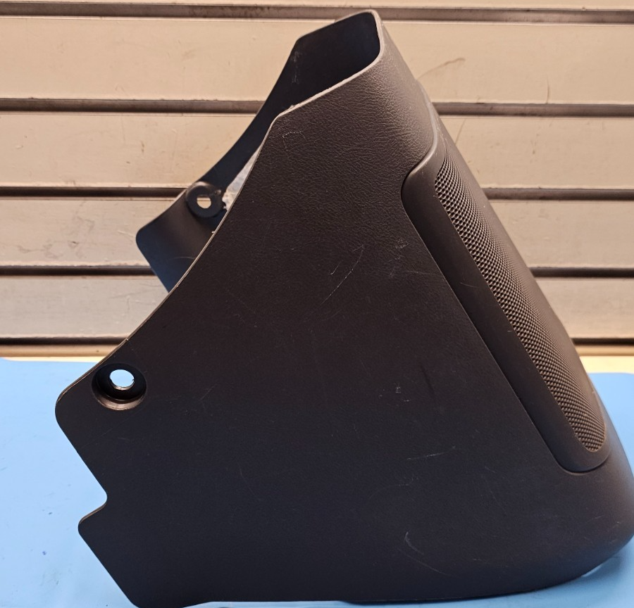 🔥03-11 OEM Honda Element Front Floor Center Subwoofer Speaker Cover Trim Black