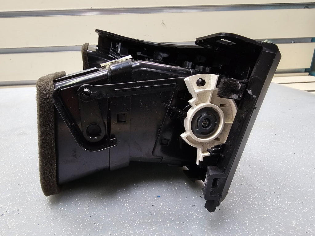 🔥06-12 Kia Sedona Front Left Driver Dash A/C Air Vent Heater Assembly Black OEM