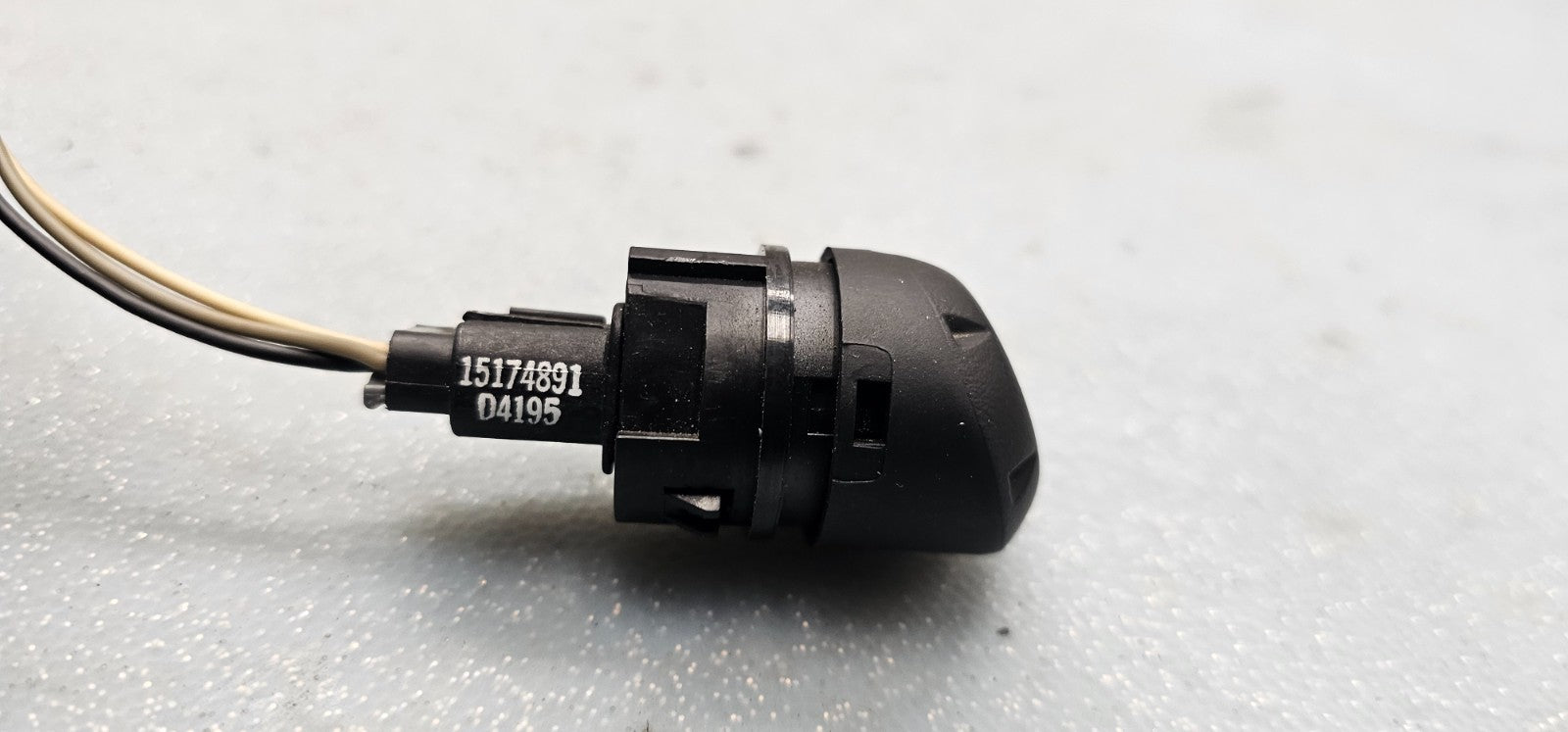 🔥04-12 Colorado Canyon Center Dash Hazard Warning Flasher Light Switch Assembly