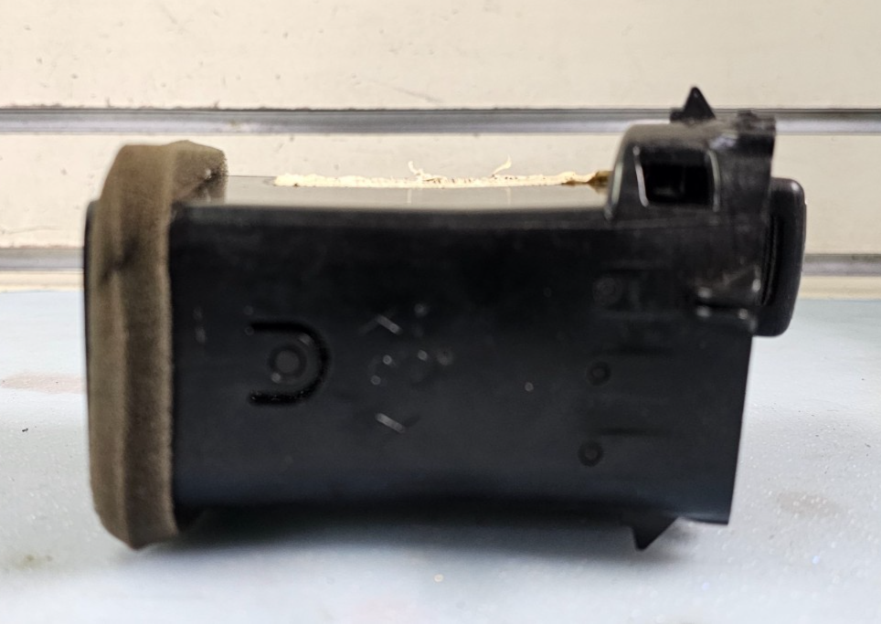 🔥11-23 DODGE CHARGER CENTER DASH RIGHT PASSENGER OUTER AC A/C AIR VENT HEATER