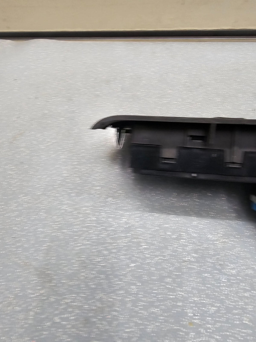 🔥06-09 Chevy TRAILBLAZER Window Switch Front RIGHT Passenger Side BLACK WS21