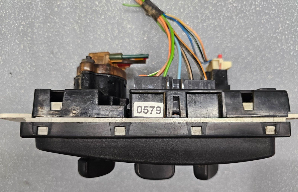 98-01 Dodge RAM Dash AC Heater CLIMATE Temperature Control Conditioner Assembly