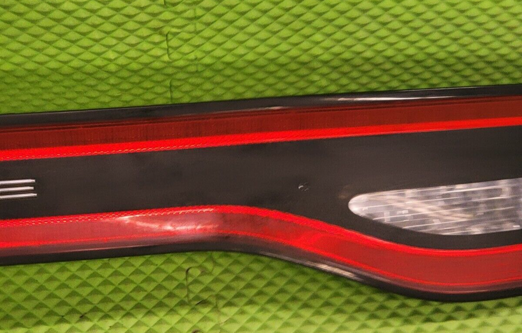 🔥2013-2016 Dodge Dart LED Trunk center Tail Light Lamp Brake Panel OEM RED
